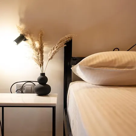 度假居 Centro Stone House 托隆