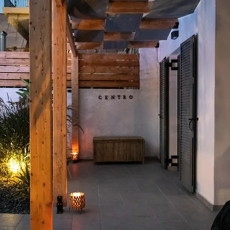 度假居 Centro Stone House 托隆