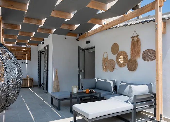 Centro Stone House *