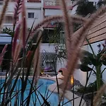 Centro Stone House