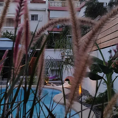 Centro Stone House
