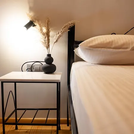 Centro Stone House Tolón