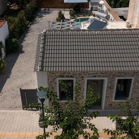 Centro Stone House 펜션 *