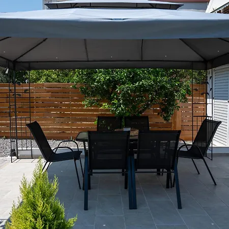 Centro Stone House Ferienhaus *