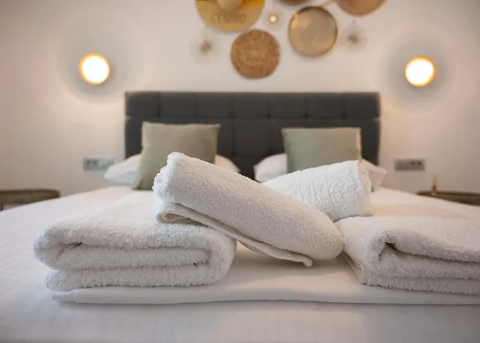 Centro Stone House 펜션 Tolón