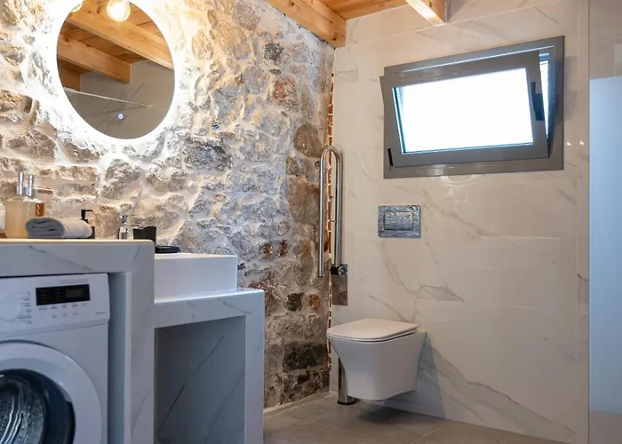 Centro Stone House 펜션 Tolón