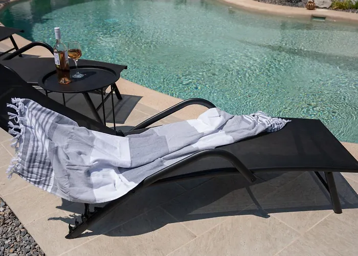 Centro Stone House 펜션 Tolón