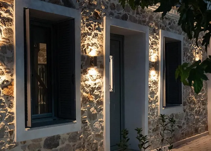 Centro Stone House Tolón